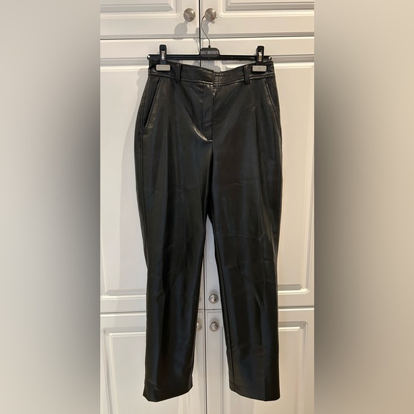 Aritzia Babaton Black Faux Leather Straight Leg Pants Size 8US - Picture 1 of 4